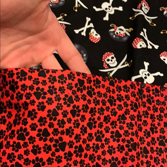 Pirate Paw Print Kitchen Apron - Picture 2 of 4